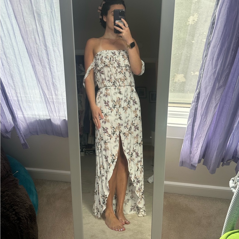 American Eagle Size M lined floral dress!